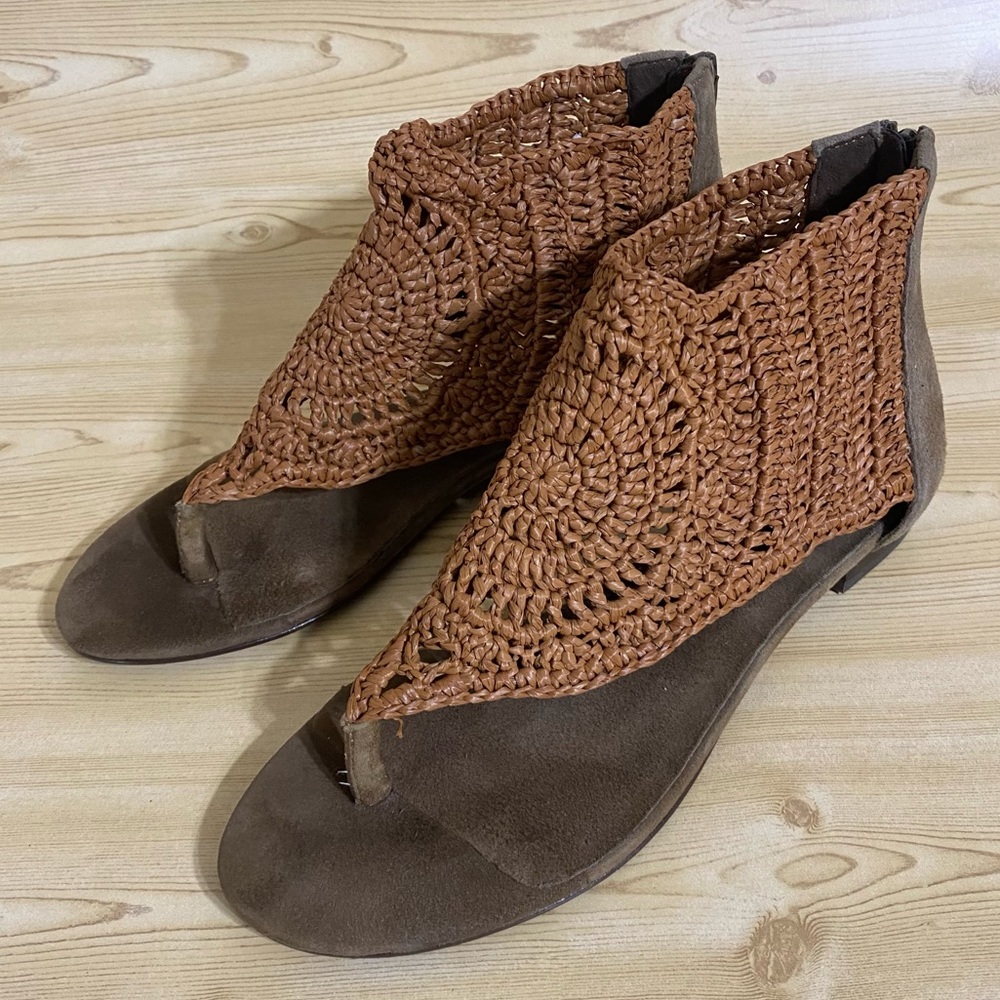 Sundance Woven Ankle Wrap Zip Up Flat Sandals Women’s Shoes 9.5 / 40